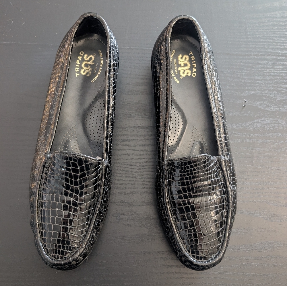 SAS Black Croc-Embossed Leather Loafers